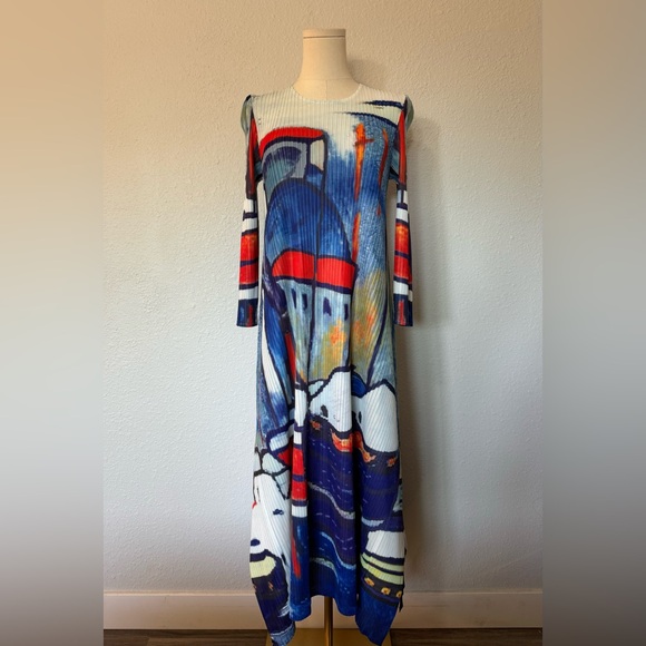 Vanite Couture Castle Dress Red Combination One Size - Picture 3 of 16